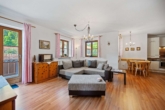 Wohnbereich - „Attraktive 2-Zimmer-Wohnung mit Balkon in Hammer bei Siegsdorf, zu verkaufen“