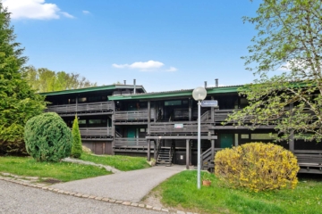 „Ihr Rückzugsort im Grünen: Wohnung im Ferienpark Vorauf“, 83313 Siegsdorf, Dachgeschoss