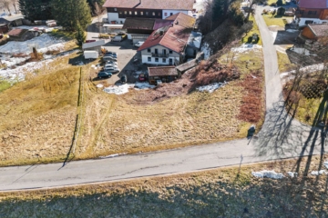 “ RESERVIERT“ Attraktives Mischgebiet in Inzell: Wohnen und Arbeiten vereint, 83334 Inzell, Grundstück