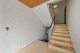 Treppenhaus - Gemütliche Wohnung in Siegsdorf – Ideal für kreative Köpfe